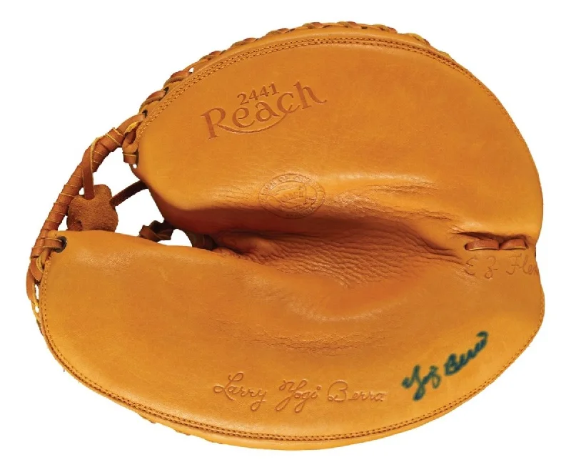 Yogi Berra New York Yankees Signed Vintage Reach Catchers Glove PSA Hologram